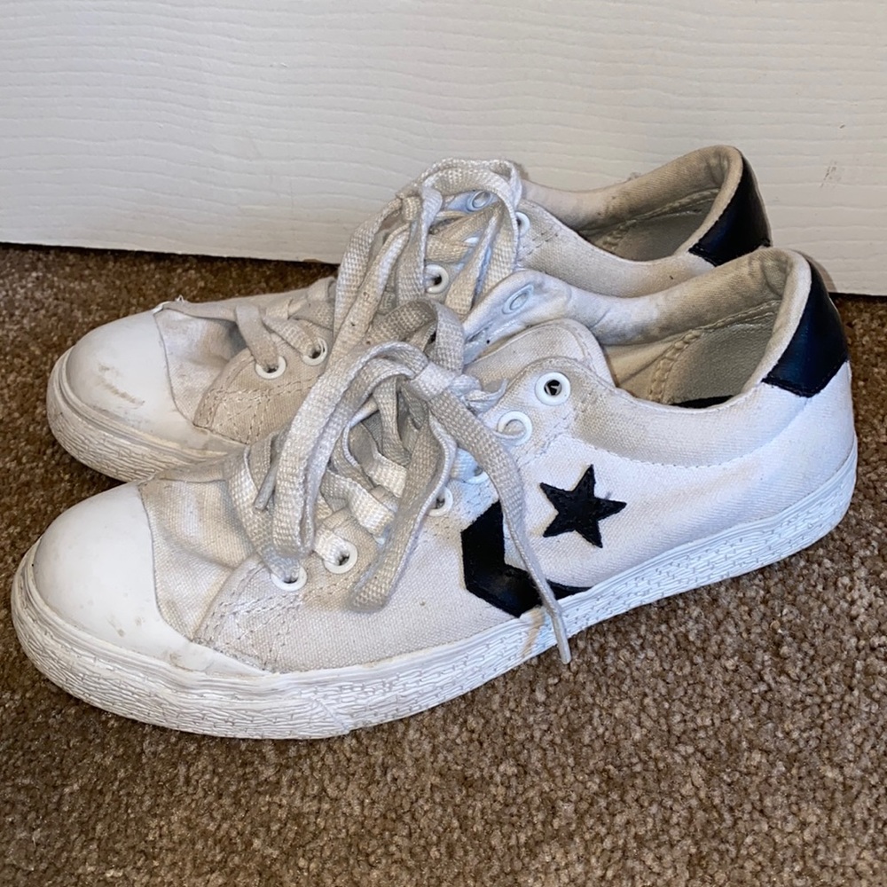 Converse One Star Sneakers